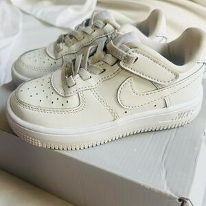 Nike toddler  White Air Force 1 Sneakers low cut